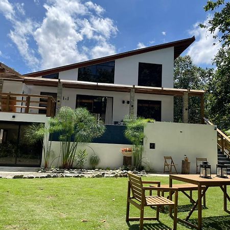 Villa Cielito Del Yaque - Jarabacoa - Rio Privado - Picuzzi Climatizado Exterior photo